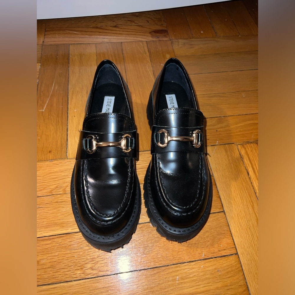 Steve Madden Lando Black Leather Platform Loafers. - Picture 2 of 3